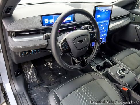 Used 2024 Ford Mustang Mach-E GT image 11