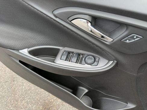 Used 2023 Chevrolet Malibu LT FWD image 18