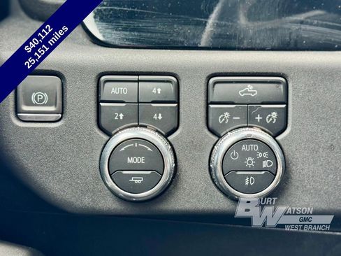 Used 2023 GMC Sierra 1500 Elevation image 19