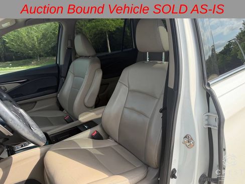Used 2017 Honda Pilot Touring image 11