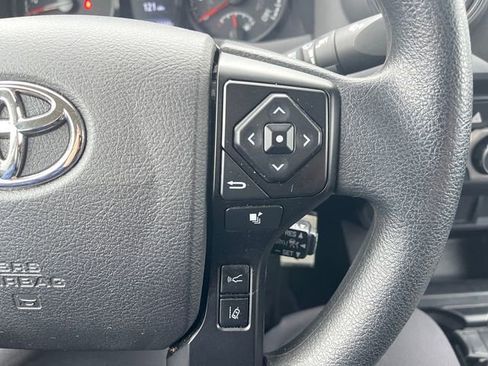 Used 2021 Toyota Tacoma SR AWD/4WD image 25