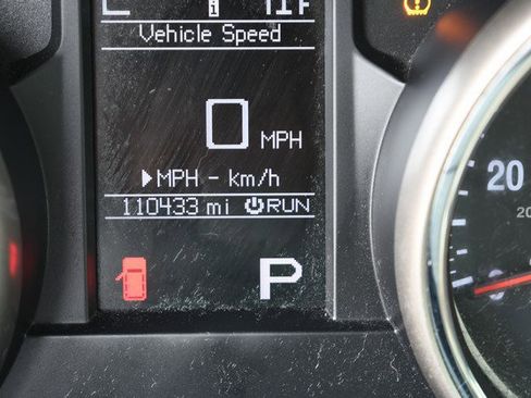 Used 2012 Jeep Grand Cherokee Limited w/ Luxury Group II AWD/4WD image 33
