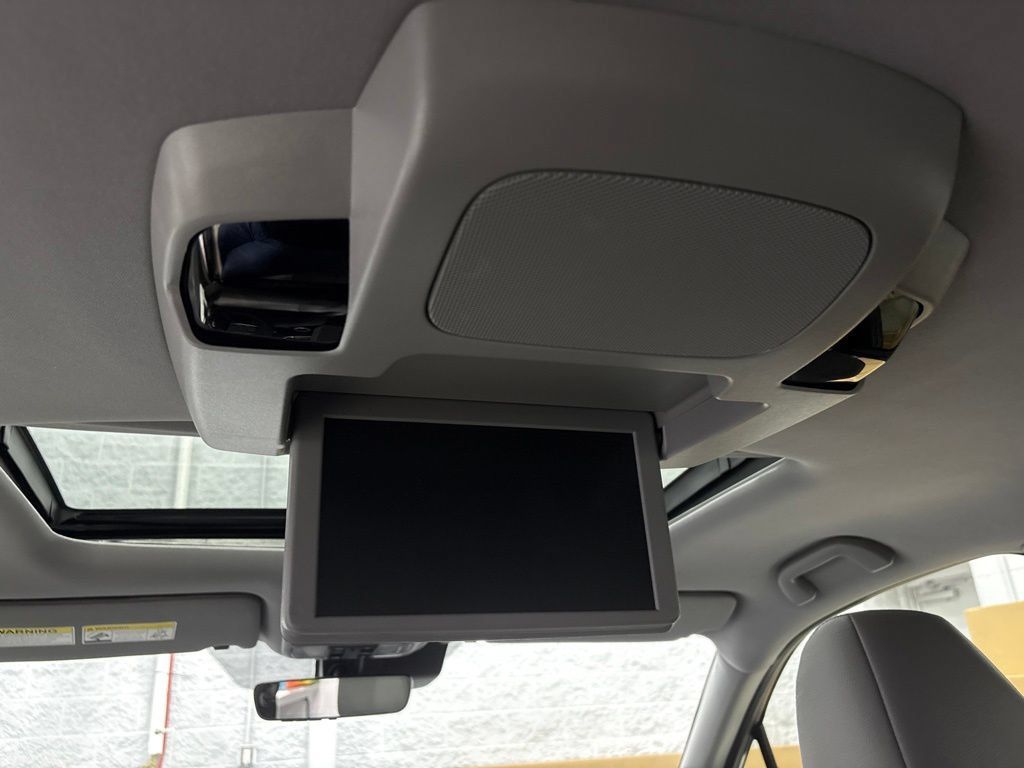 Used 2022 Honda Pilot Touring image 31