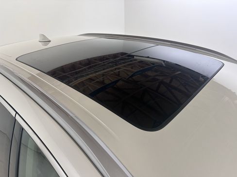 Used 2018 Nissan Murano Platinum image 17