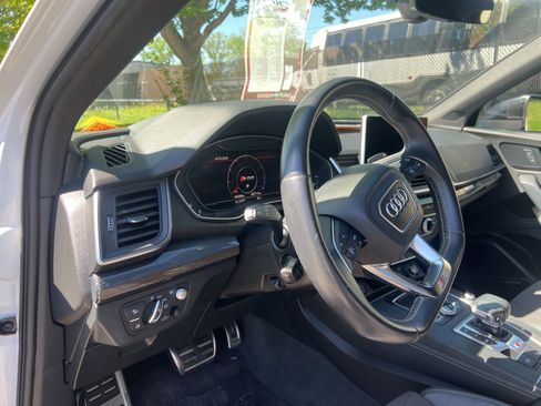 Used 2019 Audi SQ5 Prestige AWD/4WD image 11