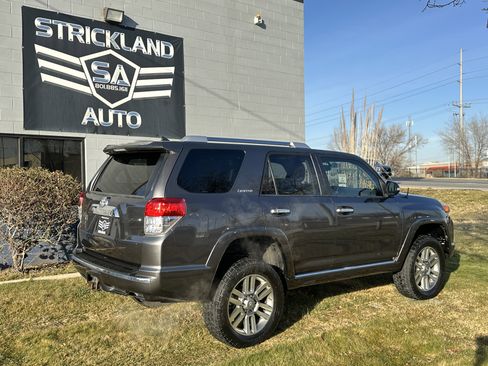 Used 2011 Toyota 4Runner Limited image 7