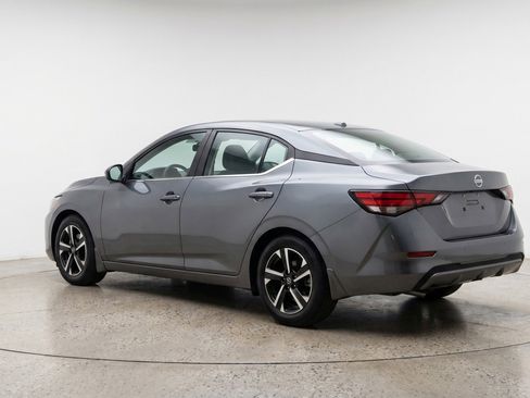 Used 2025 Nissan Sentra SV image 6