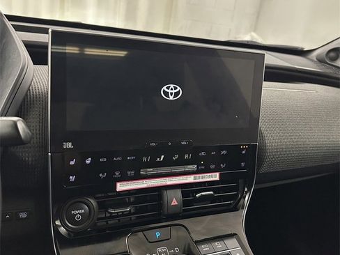 Used 2023 Toyota bZ4X Limited image 20