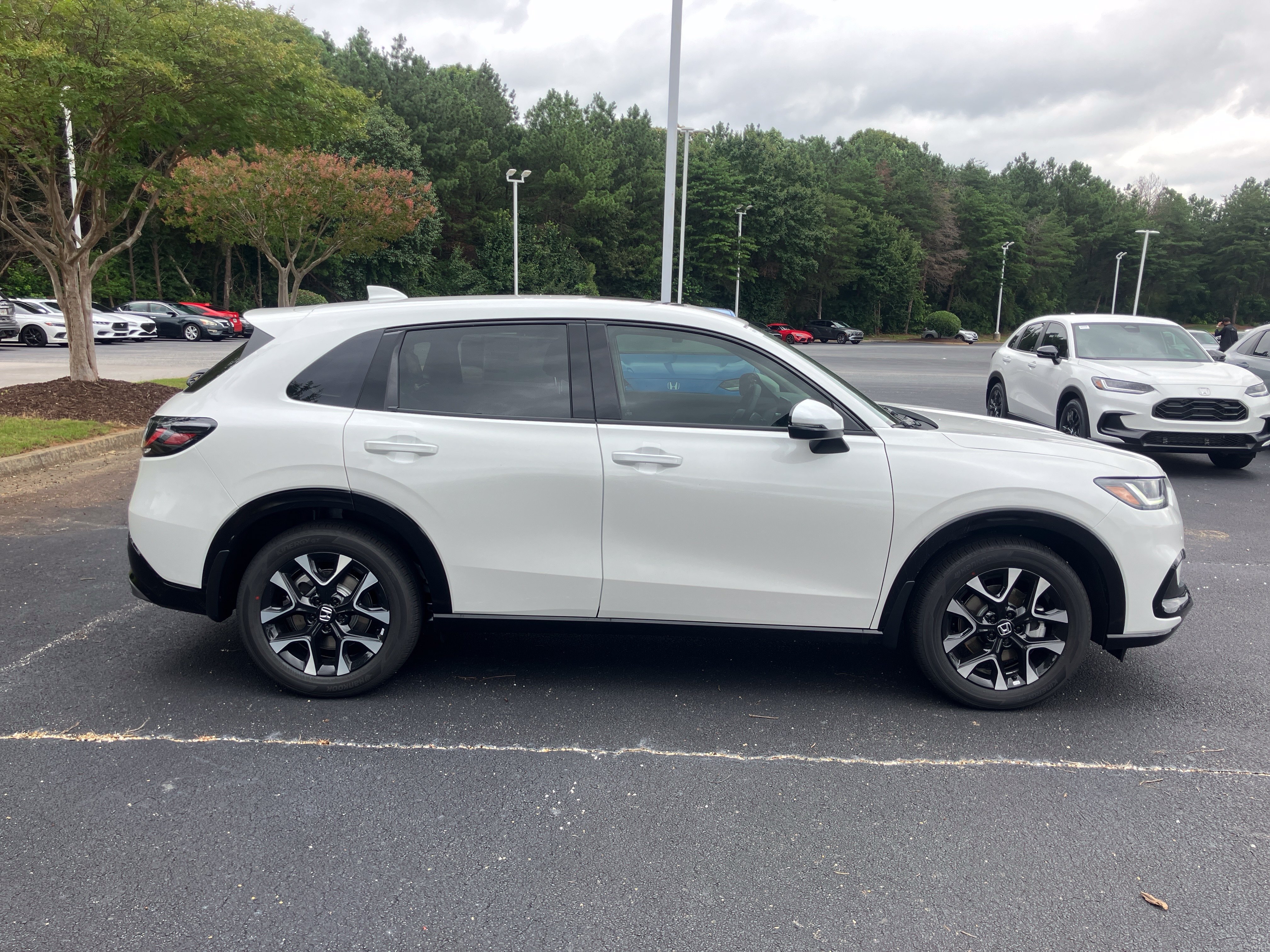 New 2027 Honda HR-V EX-L image 10
