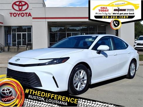 Used 2025 Toyota Camry Hybrid image 1