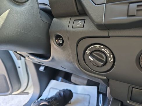 New 2026 Nissan Frontier S image 26