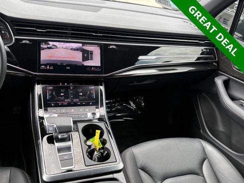 Used 2025 Audi Q7 3.0T Premium Plus AWD/4WD image 13