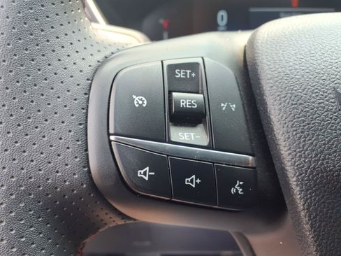 Used 2026 Ford Escape ST-Line AWD/4WD image 19