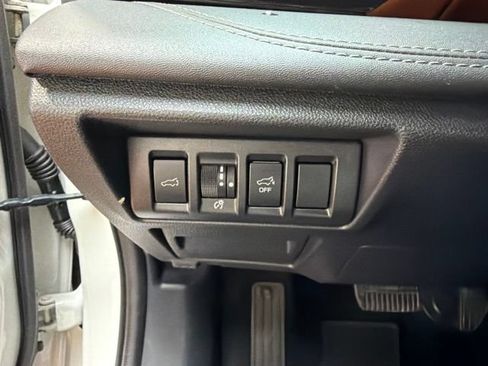 Used 2021 Subaru Outback Touring XT AWD/4WD image 22