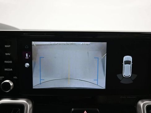 Used 2023 Kia Sorento S FWD image 21