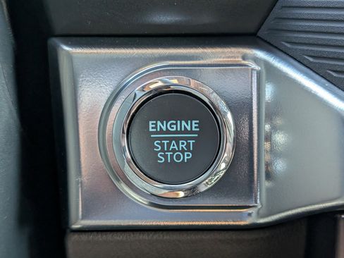 New 2025 Ford F150 King Ranch w/ FX4 Off-Road Package image 22