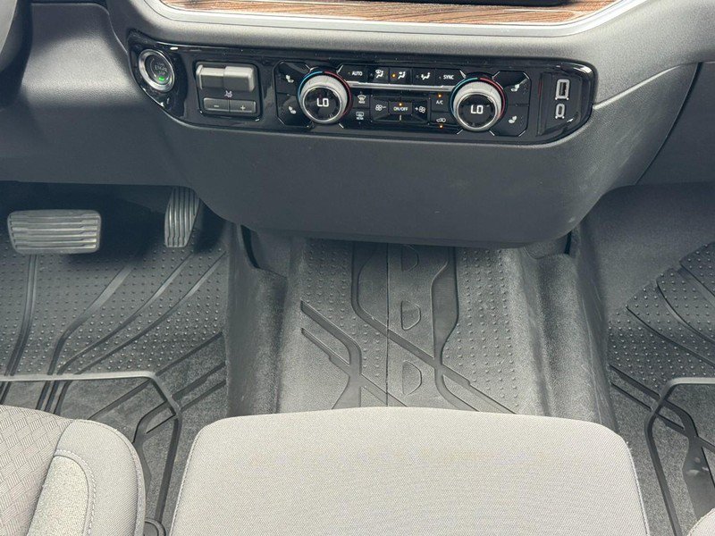 New 2026 Chevrolet Silverado 1500 RST w/ RST Select Package AWD/4WD image 9