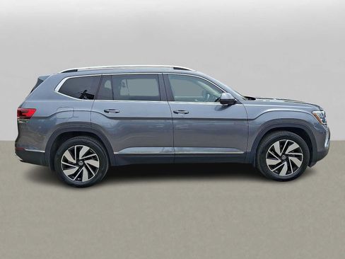 Used 2024 Volkswagen Atlas SEL AWD/4WD image 32