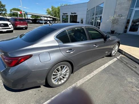 Used 2019 INFINITI Q50 Luxe w/ Essential Package (3.0T Luxe) AWD/4WD image 7
