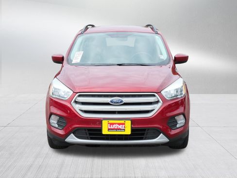 Used 2018 Ford Escape SE w/ SE Sync 3 Package AWD/4WD image 2