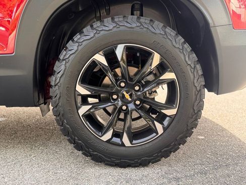 Used 2022 Chevrolet TrailBlazer LT w/ Driver Confidence Package AWD/4WD image 9