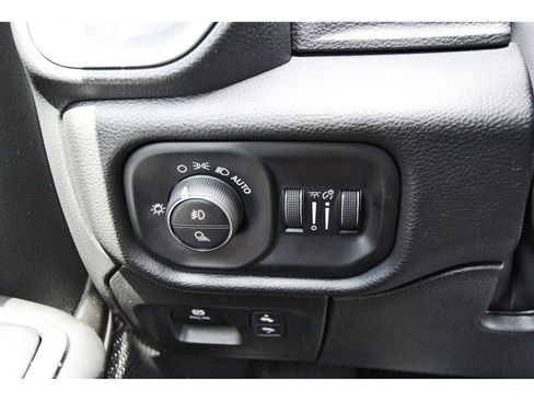 Used 2025 RAM 1500 Lone Star RWD image 19