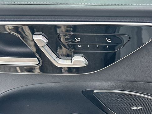 New 2026 Mercedes-Benz C 43 AMG 4MATIC Sedan image 11