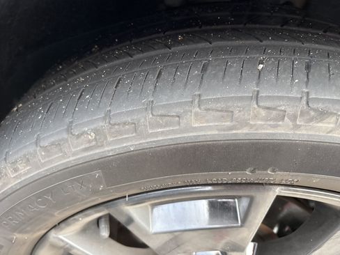 Used 2022 Kia Telluride SX w/ SX Prestige Package image 4