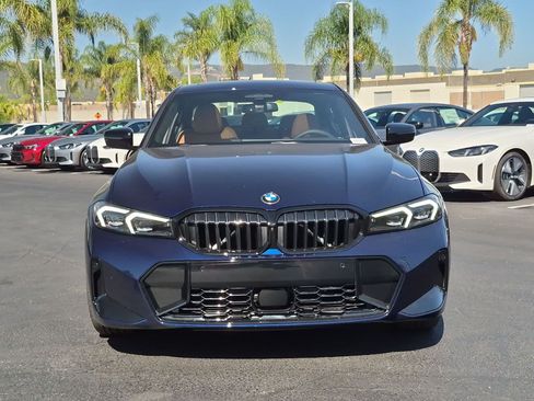 New 2026 BMW 330i Sedan w/ M Sport Package RWD image 3
