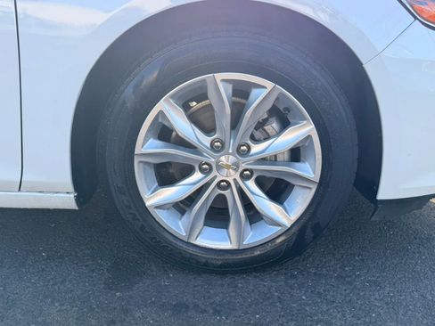 Used 2024 Chevrolet Malibu LT image 27