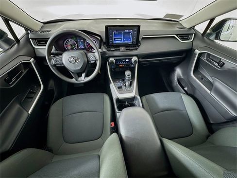 Certified 2022 Toyota RAV4 LE image 23