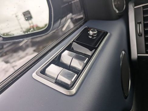 Used 2021 Land Rover Range Rover Sport HST AWD/4WD image 30