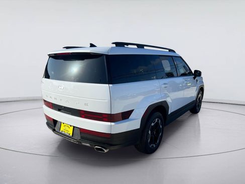 Used 2025 Hyundai Santa Fe SEL FWD image 3