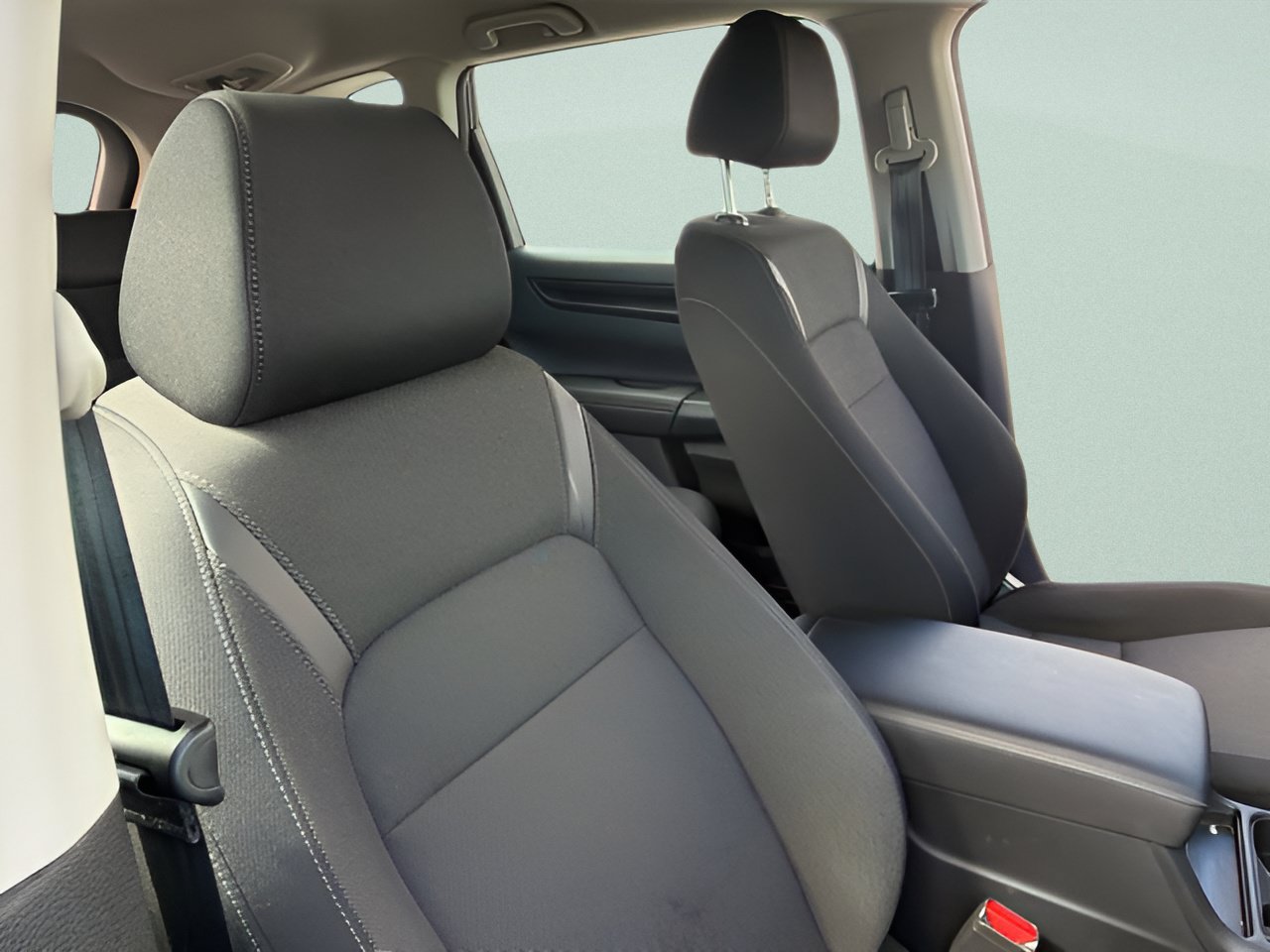 Used 2024 Honda CR-V LX image 11