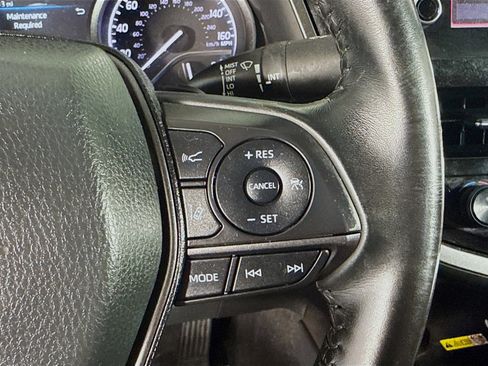 Used 2023 Toyota Camry XSE FWD image 15
