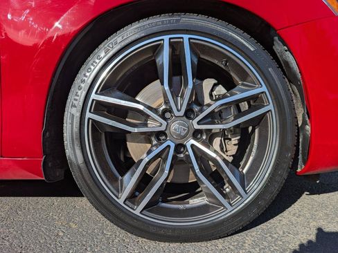 Used 2015 Volvo V60 T6 R-Design Platinum image 26