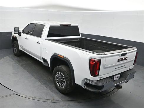 Used 2021 GMC Sierra 2500 SLT image 34
