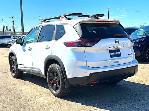 New 2026 Nissan Rogue SV image 6