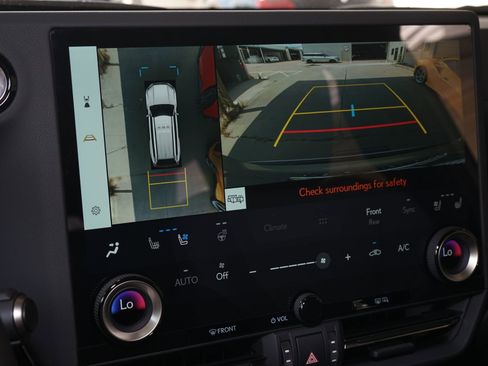 Used 2026 Lexus GX 550 w/ Accessory Package (ZB) image 10