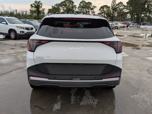 New 2026 Kia Sportage EX w/ EX Panorama Roof Package FWD image 7