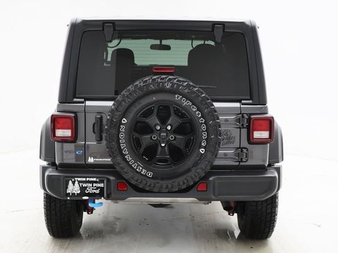 Used 2023 Jeep Wrangler Unlimited w/ Cold Weather Group image 7