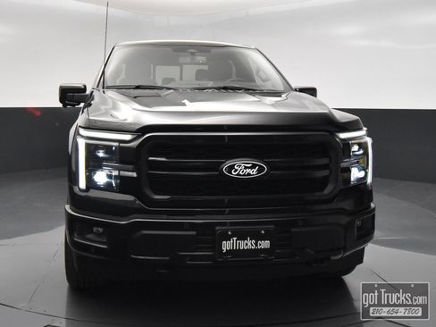 Used 2025 Ford F150 Lariat w/ Equipment Group 502A High AWD/4WD image 53