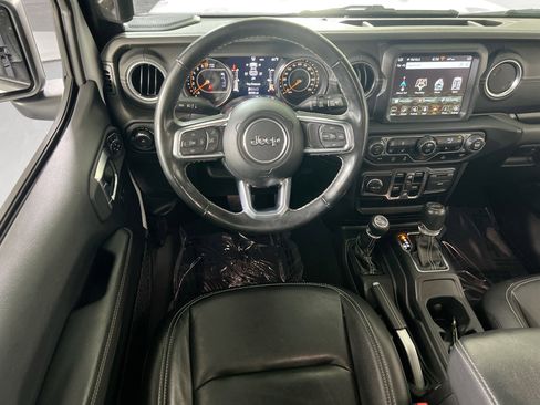 Used 2022 Jeep Wrangler Unlimited Sahara w/ Cold Weather Group image 22