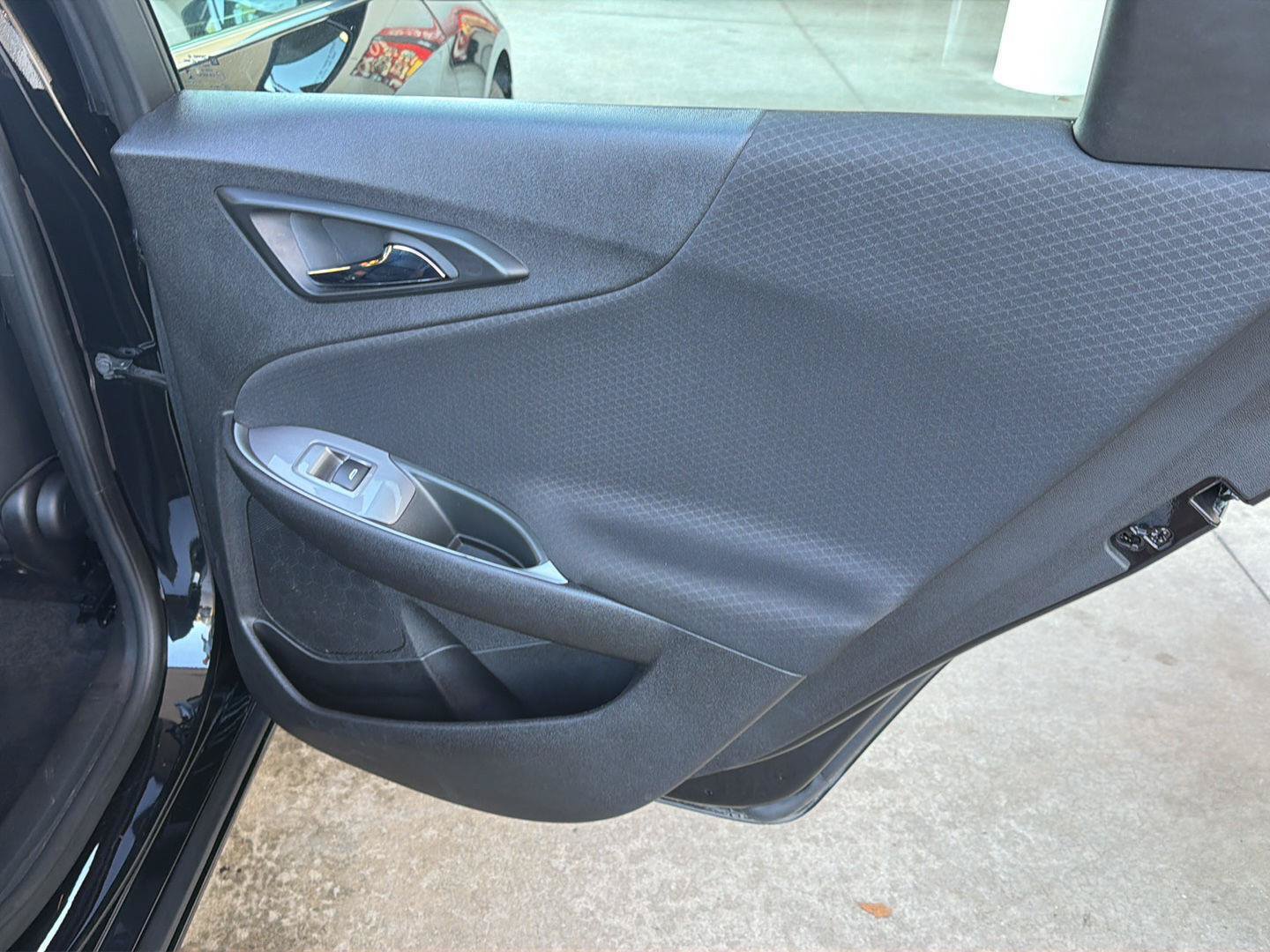 Used 2025 Chevrolet Malibu LT FWD image 15