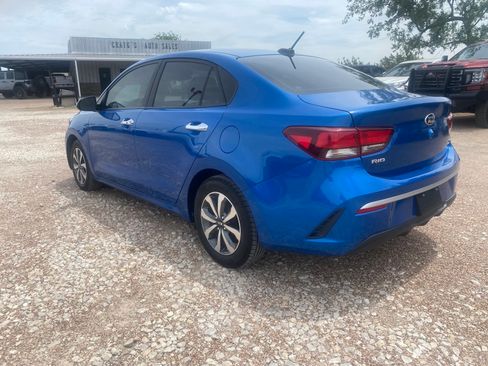Used 2021 Kia Rio S w/ Technology Package FWD image 5