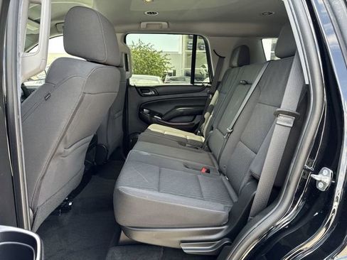 Used 2018 GMC Yukon SLE w/ SLE Value Package AWD/4WD image 24