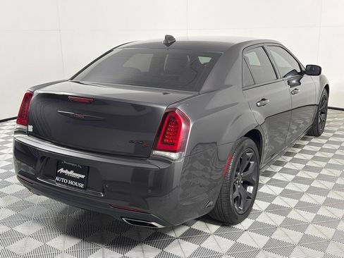 Used 2021 Chrysler 300 S RWD image 5