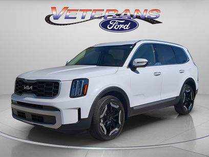 Used 2023 Kia Telluride S
