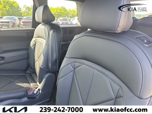 New 2027 Kia Telluride SX FWD image 13