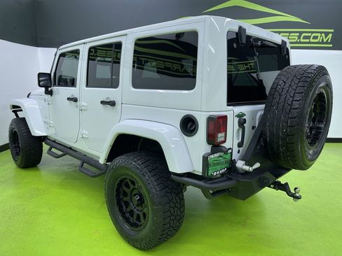 Used 2014 Jeep Wrangler Unlimited Sahara w/ Connectivity Group image 6